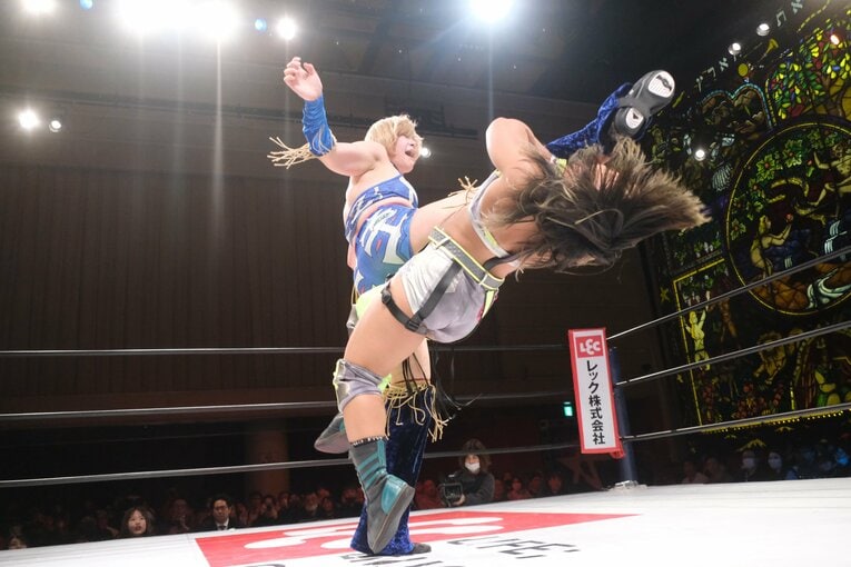 “現役最長身”181センチの女子レスラーに変化？「勝ちたいという感情を…」デビュー1周年、スターダム・HANAKOの“ダイナミックな成長”(44)