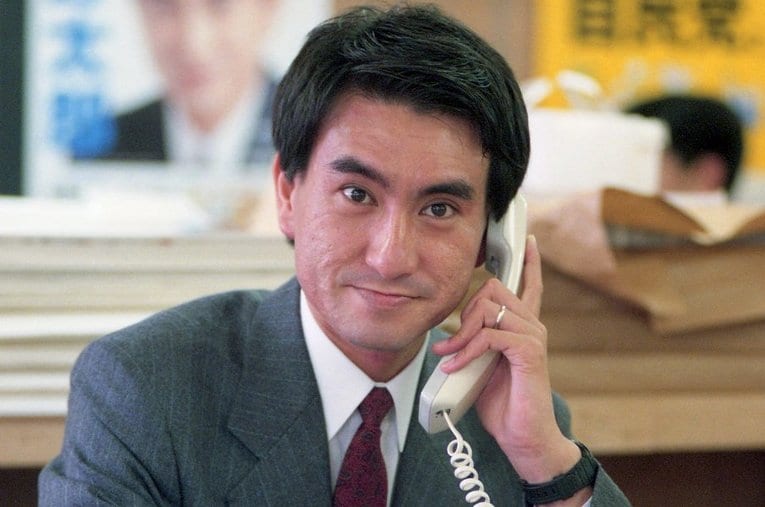 写真は1996年、初の衆議院選挙へ挑んだ河野太郎（当時33歳）。神奈川15区から自民党公認で出馬し、当選 ／ photograph by KYODO