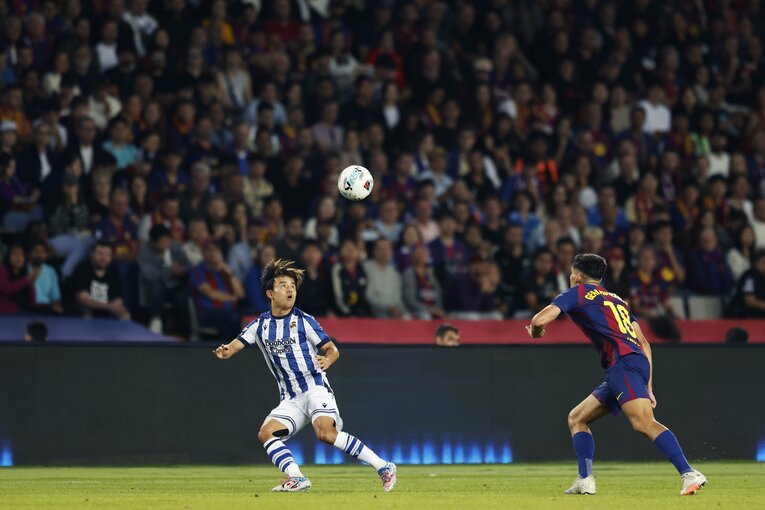 「痛いままやっても…」久保建英が休養決断バルサ戦の事実は“クロスバー直撃”だけでない「ベンチにも姿はなく」「ヤマルも代表戦でケガしたが」(9)