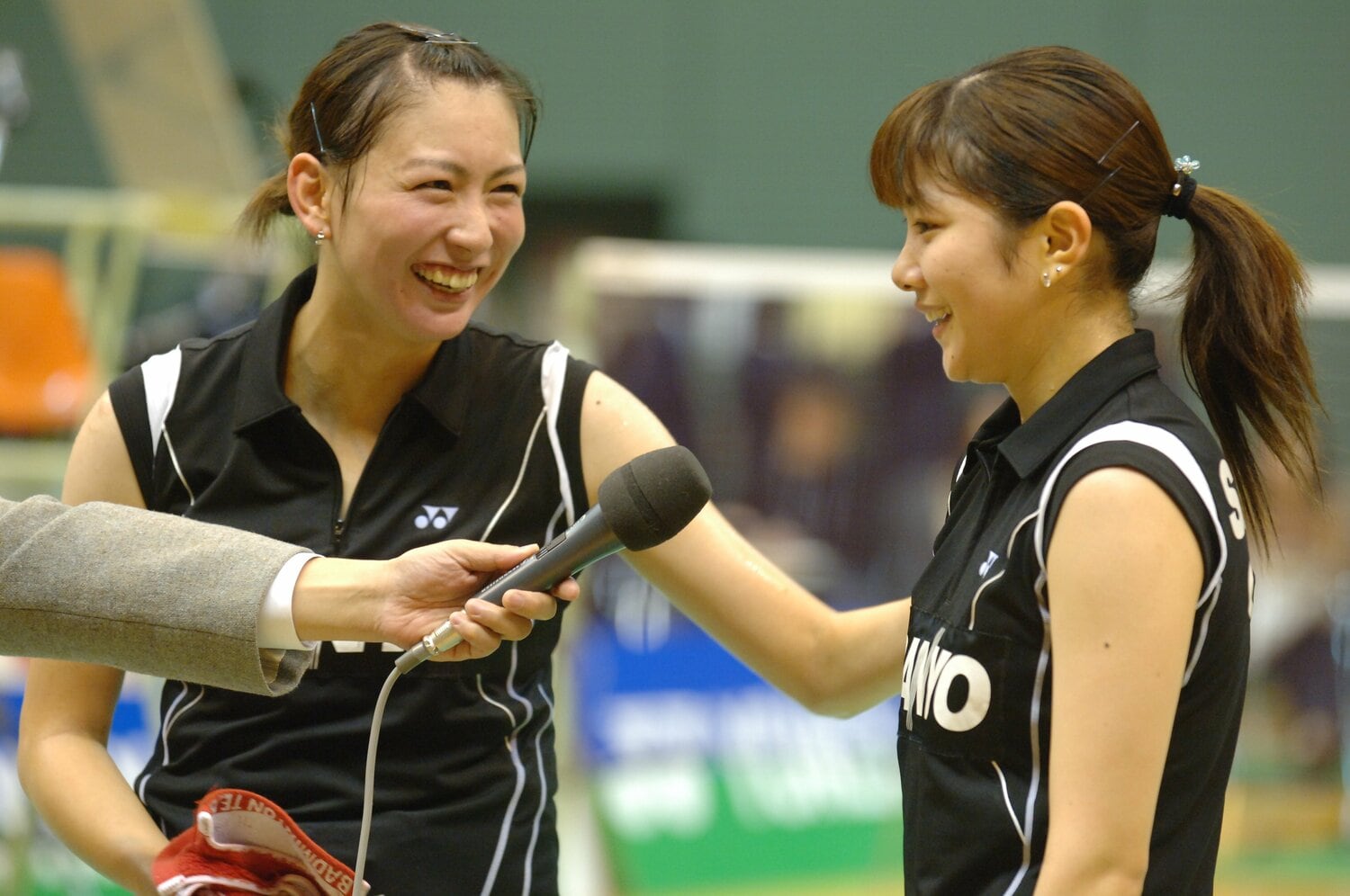 見た目をきっかけにアスリートを見るのはおかしい と言いにくい オグシオ 潮田玲子が現役時代苦しんだ 美しいアスリート特集 を全否定しない理由 2 4 バドミントン Number Web ナンバー