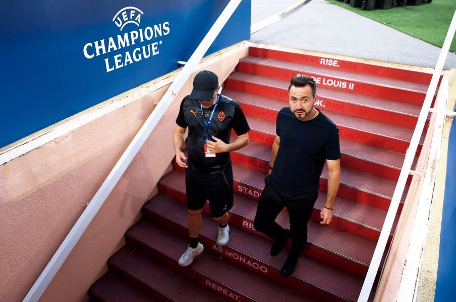 '21-'22シーズンを過ごしたシャフタールでCL参戦。国内リーグでも首位にいた'22年2月、ロシアの侵攻が始まった　©Getty Images