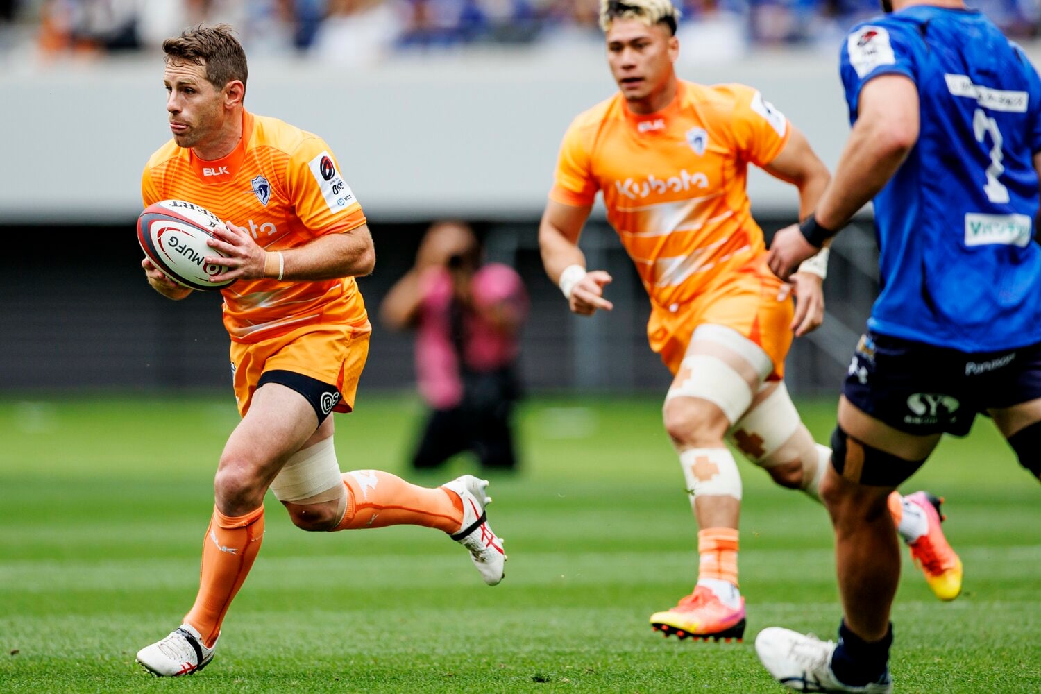 司令塔として試合をコントロールしたSOバーナード・フォーリー　©︎Kiichi Matsumoto