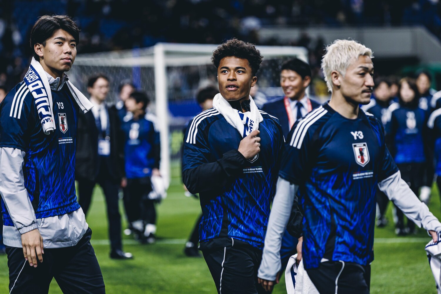 藤田譲瑠チマ（中央）、高井（左）ら若い選手にも今後チャンスは巡ってくるか　©Kiichi Matsumoto