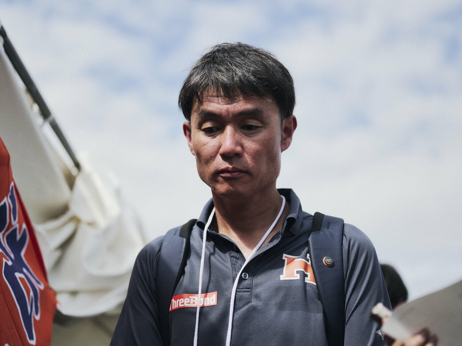 レース後にはまさかの落選に戸惑いを隠せなかった坪田監督 ©Yuki Suenaga