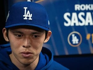 「ロウキ、ハッピーバースデー！」ロハスに祝われた佐々木朗希24歳リリーフで大変身のナゼ…速球の質と「じつは投げていた」スプリット以外の球種