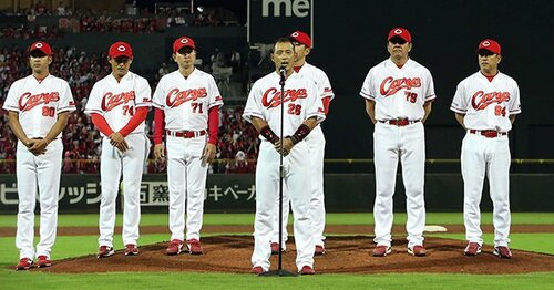 小窪哲也を徹底解剖 - Number Web - ナンバー