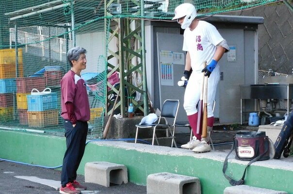 〈ドラフト会議〉創部100年超、甲子園出場も指名もなし…無名公立校の“プロ注目捕手”「夏祭りで出会った近所のおじさん」が運命を変える監督だった