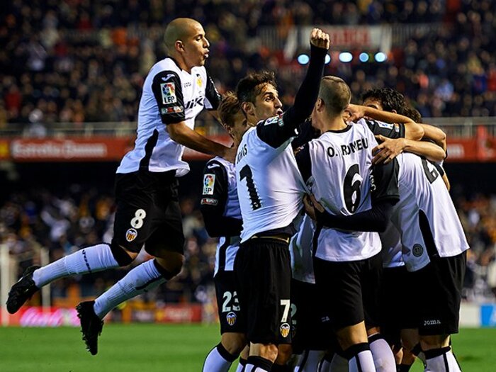 強いバレンシアが帰ってくる!?「身売り」は全てを解決できるか。＜Number Web＞ photograph by Getty Images