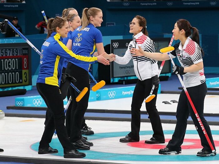 カーリングの精神を示す大切な言葉。「コンシード」を定着させた中継陣。＜Number Web＞ photograph by Ryosuke Menju/JMPA