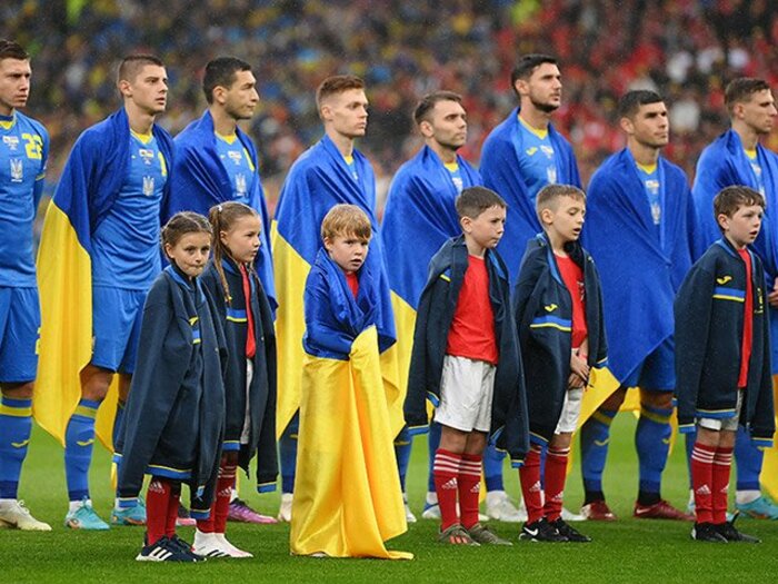 ウクライナ代表は「戦禍という視点抜きでも好チーム」だった… W杯の夢が消えて主将・ファンが号泣「あなた方のサポートが必要だ」＜Number Web＞ photograph by Getty Images