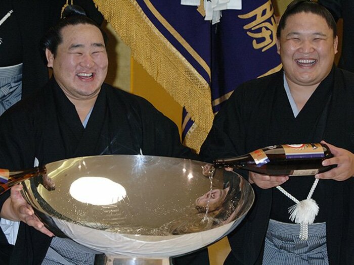 「横綱になって1、2年目は病んでましたからね」付き人が明かす“破天荒すぎる横綱”朝青龍の知られざる涙「横綱相撲ってなんだ？」＜Number Web＞ photograph by Takashi Shimizu/JMPA