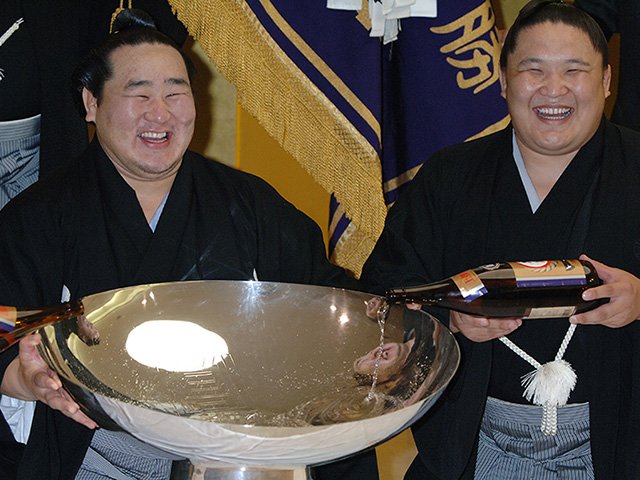 3905 外国切手 モンゴル 2005年 相撲 第68代横綱 朝青龍 小型S/S