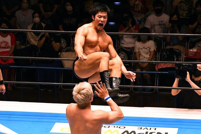 「極上の悔しさを…」旅立つヤングライオン2人に立ち塞がったオカダ・カズチカ、内藤哲也という“圧倒的な壁”《新日本プロレス壮行試合》(12)