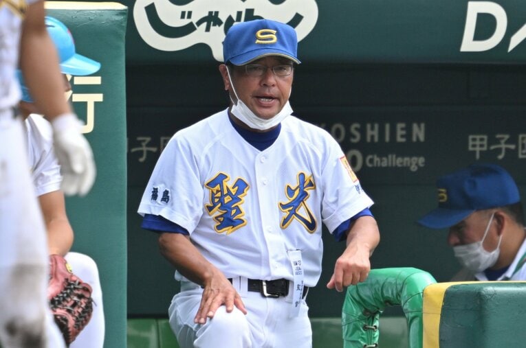 甲子園通算30勝を達成した福島・聖光学院の斎藤智也監督。いまでは甲子園の常連だが、当初は様々な葛藤もあったという ／ photograph by Genki Taguchi
