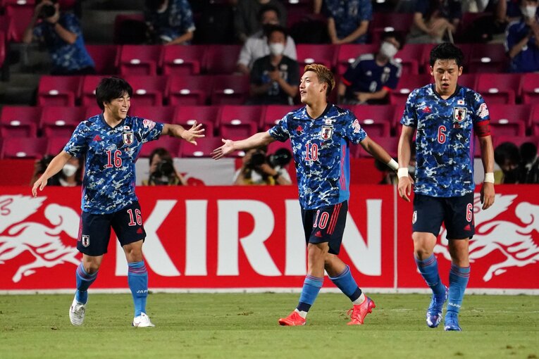 ホンジュラス戦にて。右には相馬と堂安