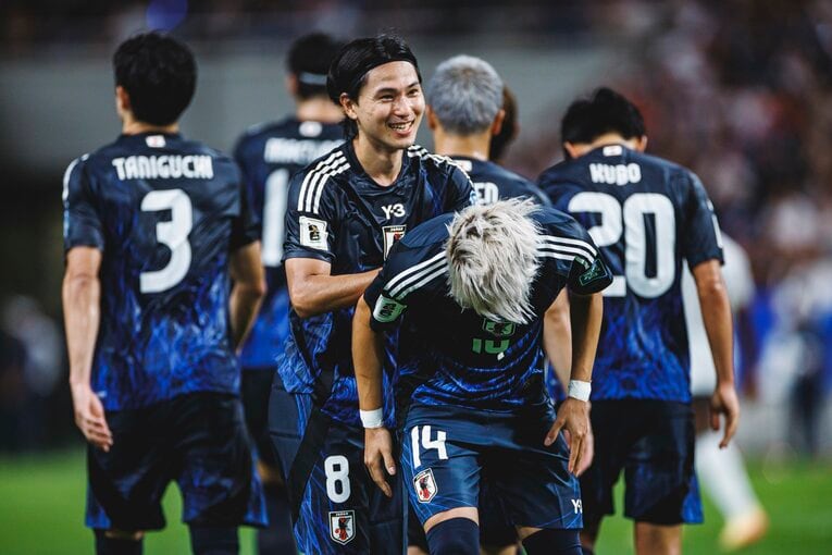 南野拓実、伊東純也（2024年W杯アジア最終予選・中国戦）©︎Kiichi Matsumoto