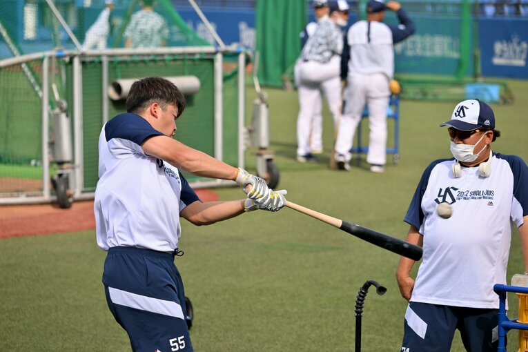 試合前練習風景。置きティー　©Hideki Sugiyama