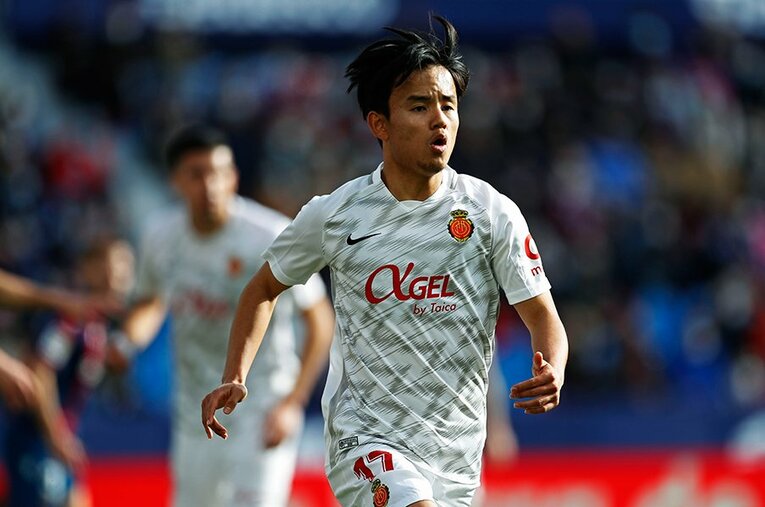 2022年の初戦に臨んだ久保建英 ／ photograph by Daisuke Nakashima