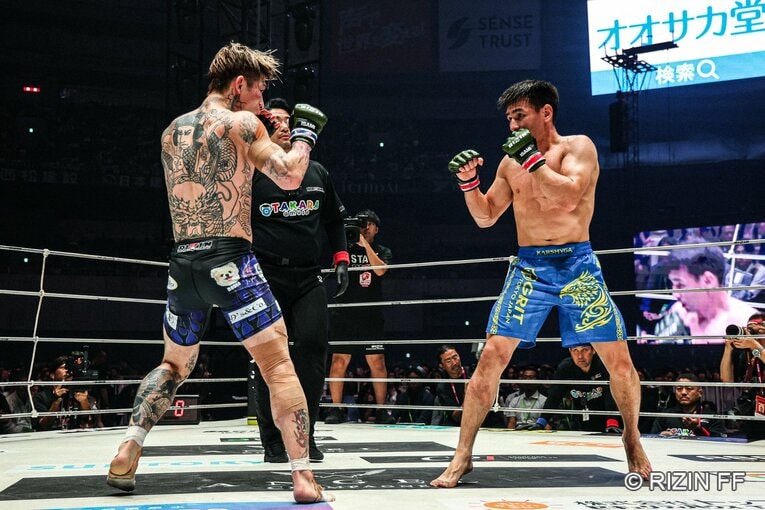 『超RIZIN.5』平本蓮vs.カルシャガ・ダウトベック　©RIZIN FF