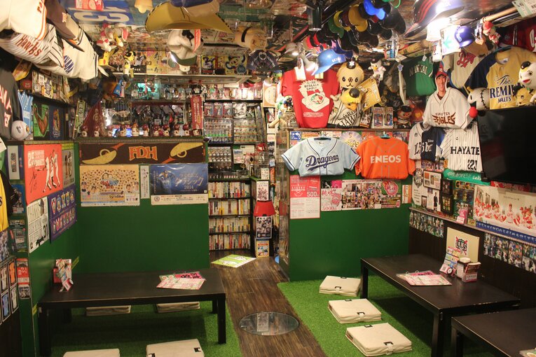 リリーズ神田スタジアムの店内　©Number Web