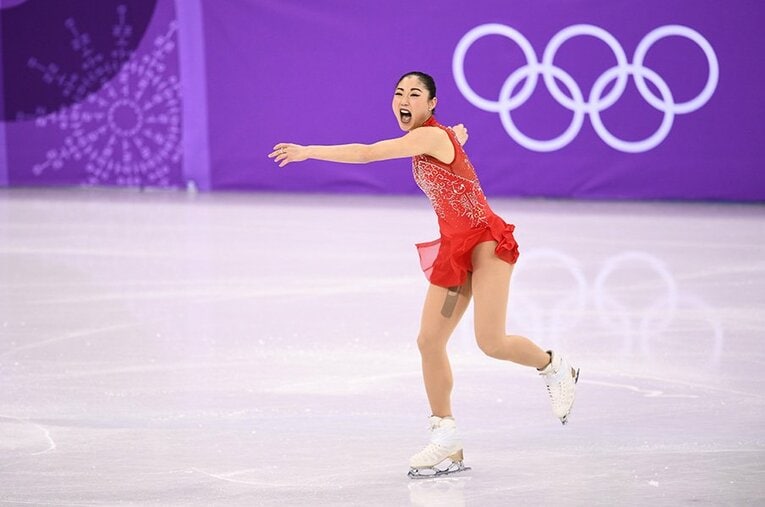 10代の頃から期待された潜在能力が、ついに開花。長洲のトリプルアクセルには観客も喝采した。 ／ photograph by Asami Enomoto/JMPA