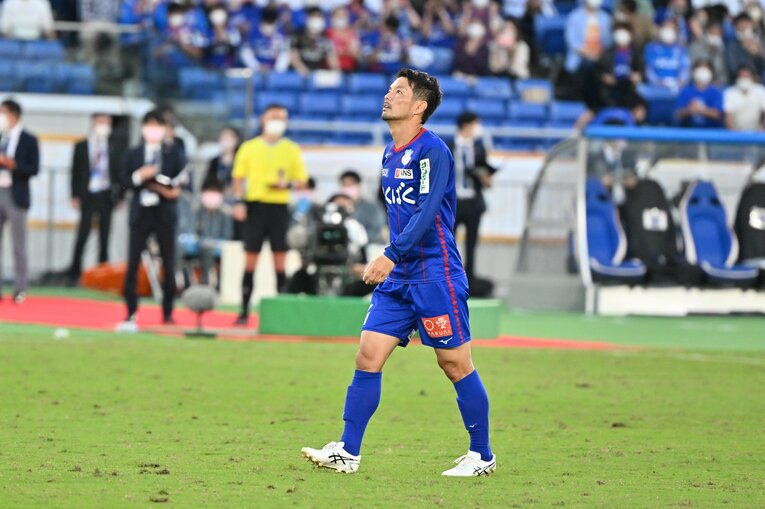 山本英臣が5人目のキッカーとしてペナルティスポットへ向かう　©2022VFK