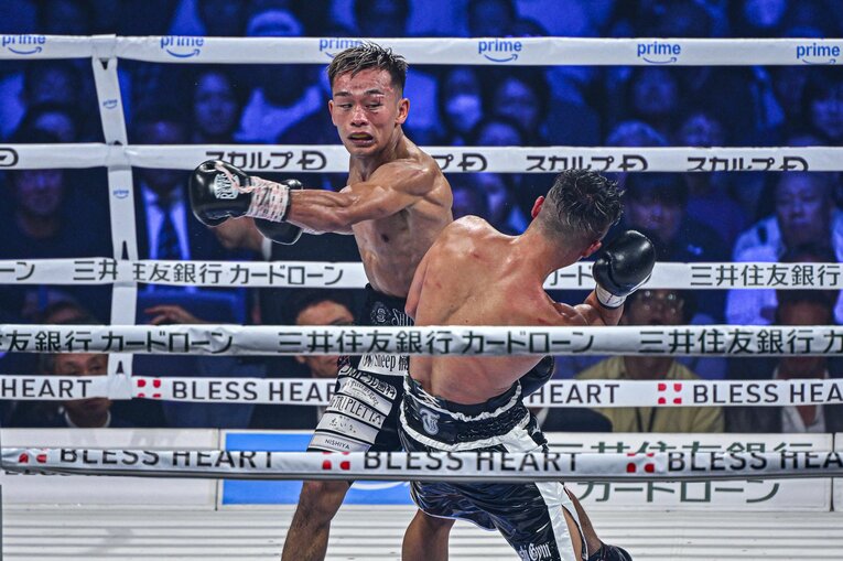 井上拓真vs.堤聖也（WBA世界バンタム級タイトルマッチ）©Takuya Sugiyama