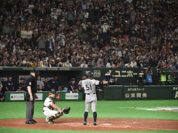 打率4割よりも安打数に夢を見せた、イチローの神髄と「野球の原点」。＜Number Web＞ photograph by Naoya Sanuki
