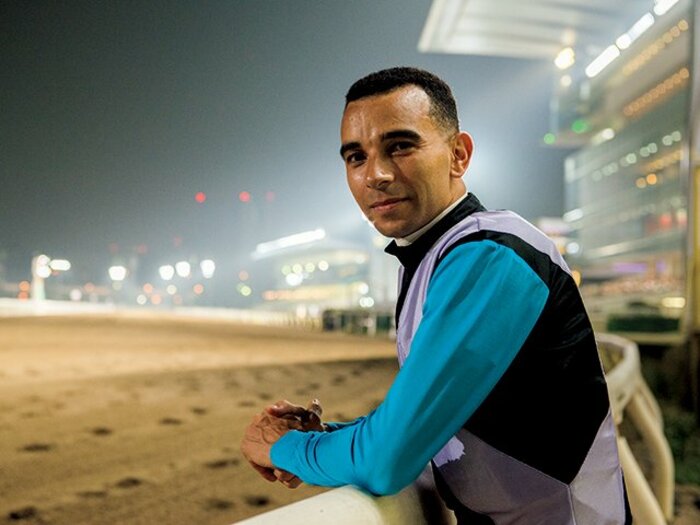 <波乱万丈人生を語る>ジョアン・モレイラ「マジックマンを救った奇跡の2勝と農耕馬」<Number Web> photograph by Satoko Imazu