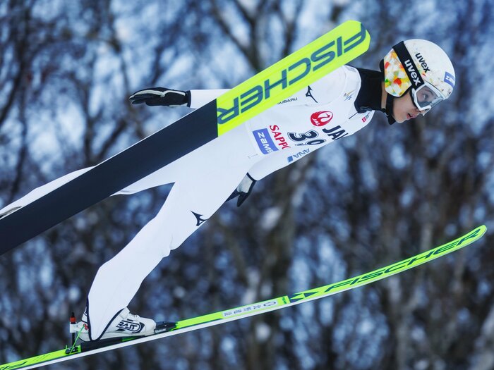 告別式には出ずにW杯へ…亡き母が遺したのは「チャンスを無駄にするな」のメッセージ “ジャンプ界の新ヒロイン”27歳・丸山希の「一番への執念」秘話＜Number Web＞ photograph by Kiichi Matsumoto