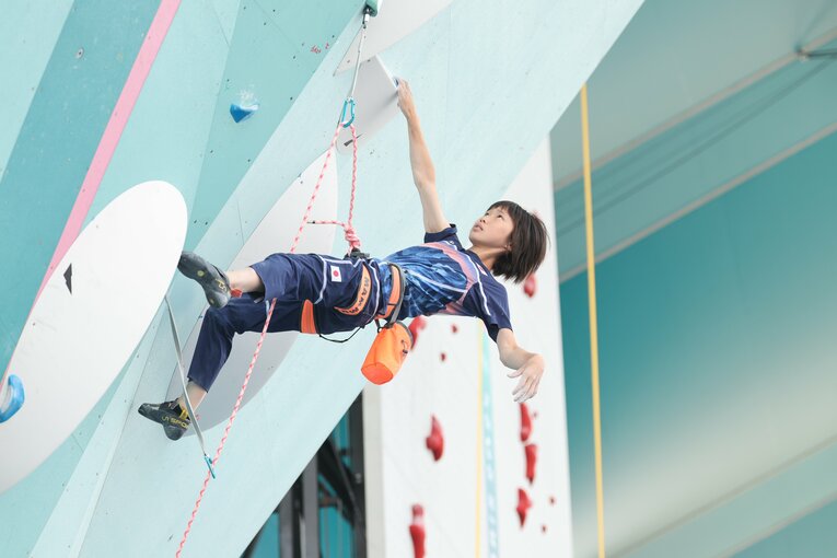 スポーツクライミング女子複合準決勝の森秋彩　©Tetsuya Higashikawa/JMPA