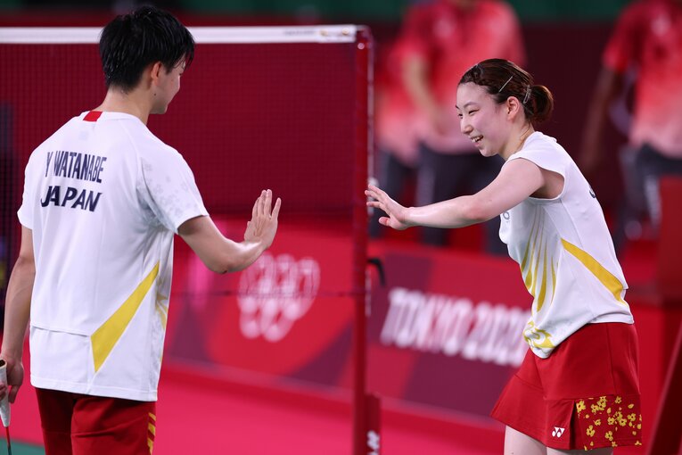 東京五輪で銅メダルを獲得した渡辺・東野ペア　©JMPA