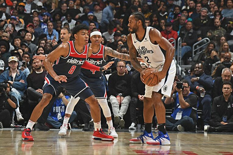 NBAで今最も話題のカワイ・レナード。比較されている八村塁の将来性は？(3)