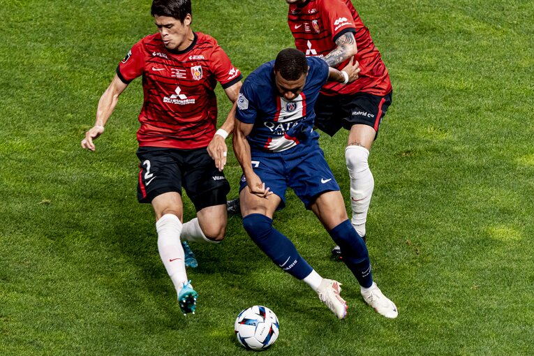 2戦目にPSGと対戦したレッズの酒井　©Kiichi Matsumoto