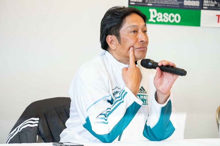 【5区〜往路優勝後…オフショット】©Nanae Suzuki