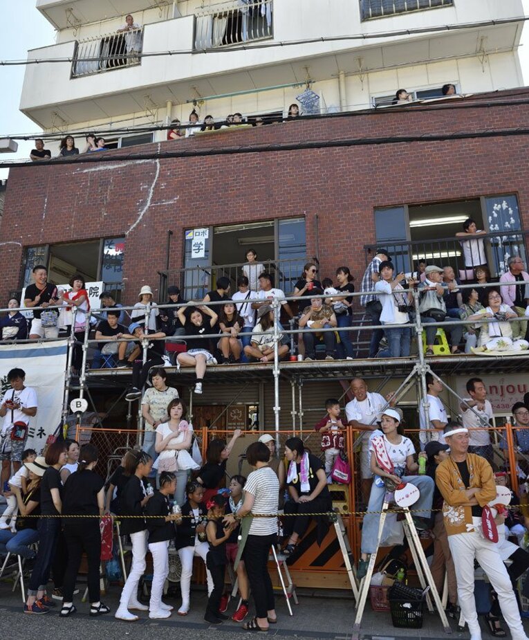 だんじり祭りよ、どうかそのままで。反時代的だからこそ守れるものを。(8) ／ photograph by Takashi Shimizu