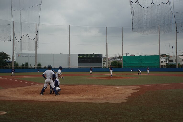 緊張感が漂う控え選手同士の紅白戦　©Kei Nakamura