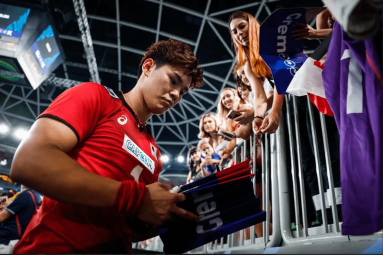 「試合に出るには西田有志と勝負しないといけない」バレー宮浦健人（23歳）が覚悟の海外挑戦…控えめな性格に変化？ 早稲田時代から20キロ増(12)