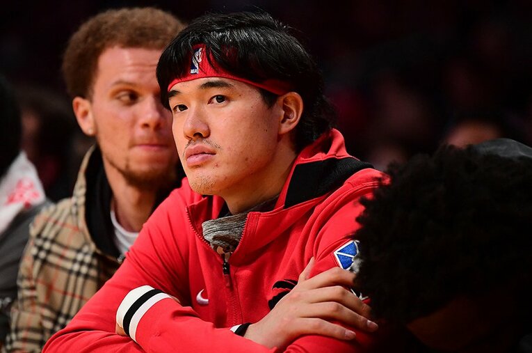 ラプターズでの出番が限られている中でも、ストイックに準備を続ける渡邊雄太 ／ photograph by USA TODAY Sports/Reuters/AFLO