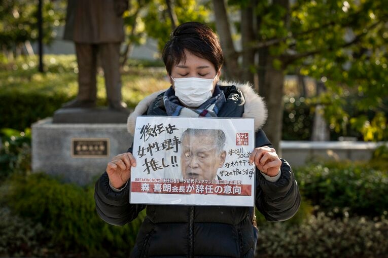 森氏への反感は社会にも広がり、随所で市民による抗議行動が見られた　©Getty Images