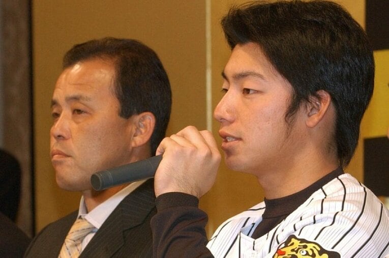 2003年オフ、鳥谷敬をめぐる争奪戦は阪神が制した　©JIJI PRESS