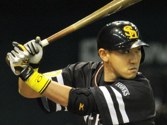 なぜソフトバンクで成功したのか？CSでも打ちまくる、内川聖一の矜持。（2／3） - プロ野球 - Number Web - ナンバー