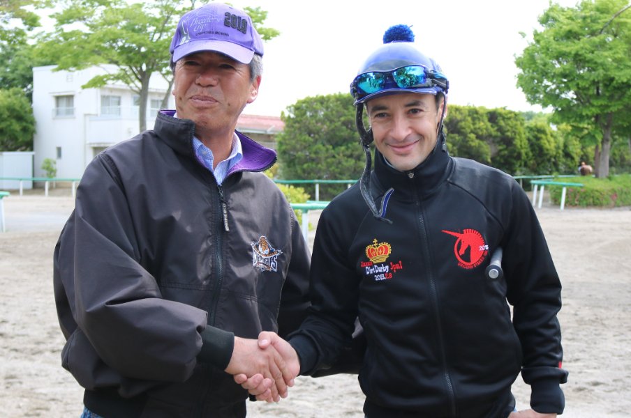 「おじいちゃんが凄い脚を…」ルメールも唸った、藤沢和雄調教師(69)が4年前のキーンランドCで見せた“競馬哲学”<Number Web> photograph by Satoshi Hiramatsu