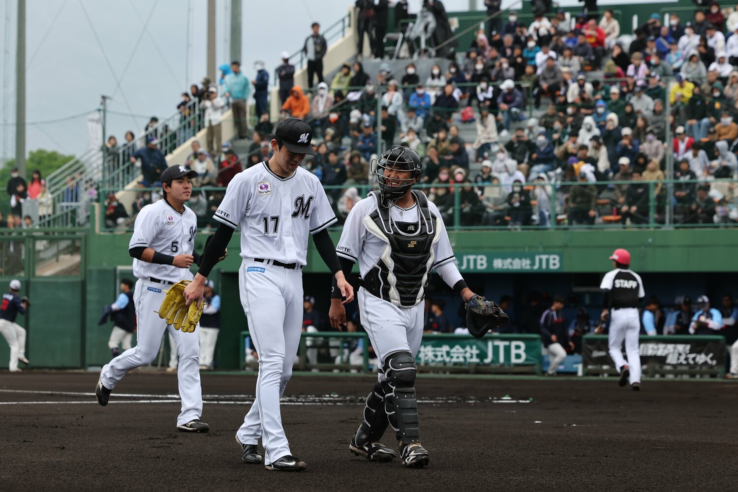 今シーズンも「黄金バッテリー」の息のあったコンビネーションが見たい　©︎Chiba Lotte Marines