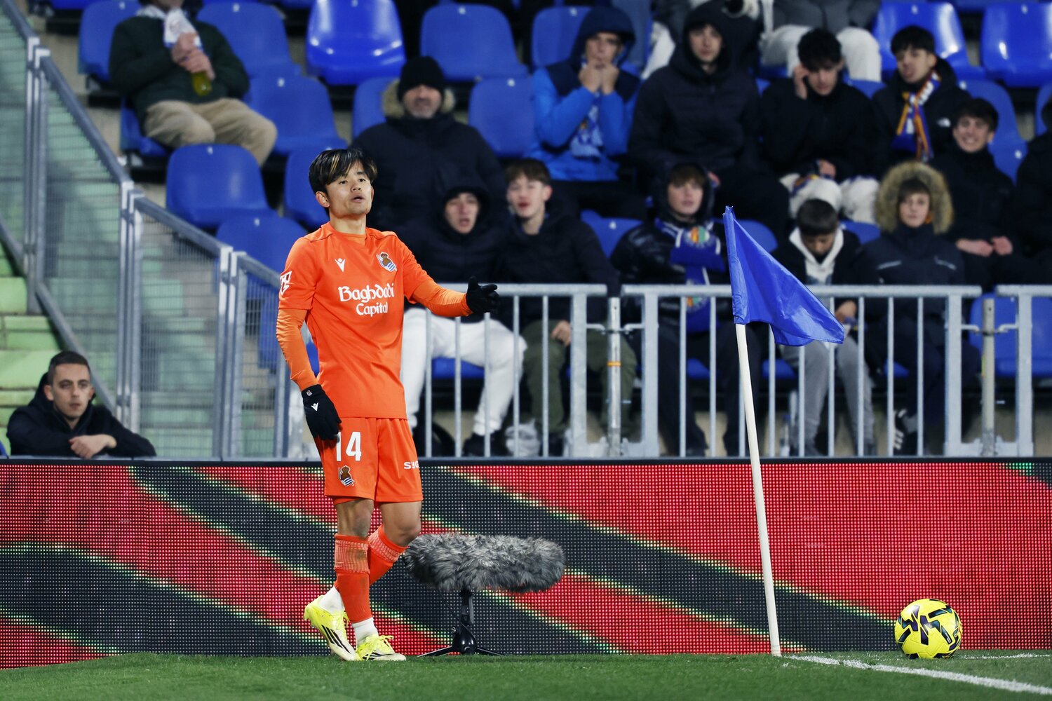 ラストチャンスのCKキッカーを務めた久保