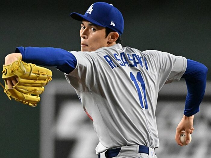 佐々木朗希は来季ドジャース守護神…って早計なの？ 背景に「米球界でリリーフが低年俸・冷遇問題」グラスノー49億円、山本由伸21億円だが＜Number Web＞ photograph by Norm Hall/Getty Images