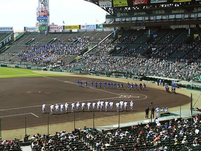 東海大相模や星稜が出場辞退…高校野球関係者に聞いた感染症対策の難しさ「指導者自身も“鼻出しマスク”で」「更衣室だと気が緩み…」＜Number Web＞ photograph by Katsuro Okazawa/AFLO