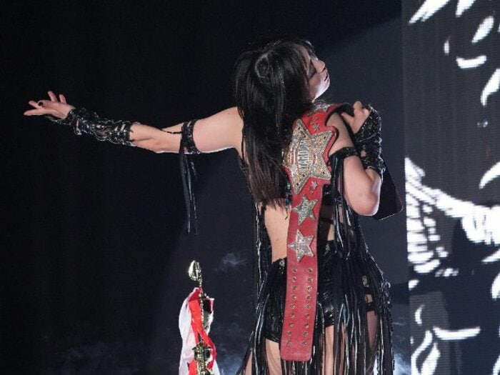 「今年は女子の方がプロレスを盛り上げてる」上谷沙弥の野望「女子初の“プロレス大賞MVP”を」ライバルはOZAWAと竹下幸之介…男女の壁をぶち壊せるか＜Number Web＞ photograph by Essei Hara