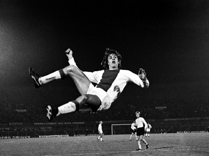 生前のクライフの“理論派監督”批判。では、真に「美しいサッカー」とは?<Number Web> photograph by ANP/AFLO