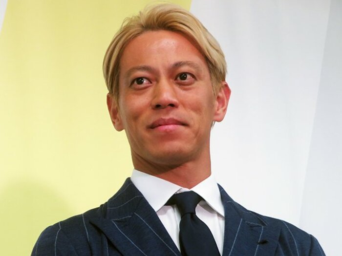 本田圭佑は“W杯NHK解説”でもブレなさそう「三笘さんがいない影響は」「タケ（久保建英）は…」「僕にだけ許される自虐だと」取材会を支配した15分間＜Number Web＞ photograph by NumberWeb